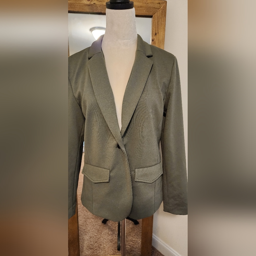 Women's 1 Button Blazer